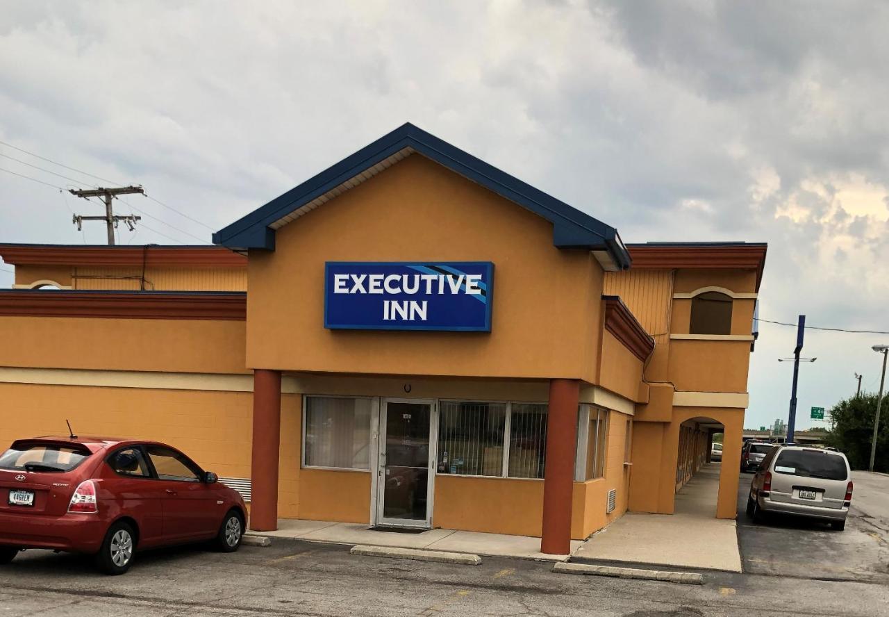 Executive Inn Fort Wayne Exterior photo